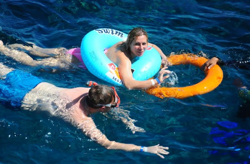 Sharm to Dahab: Colored Canyon, Blue Hole, Qude Bike, Camels